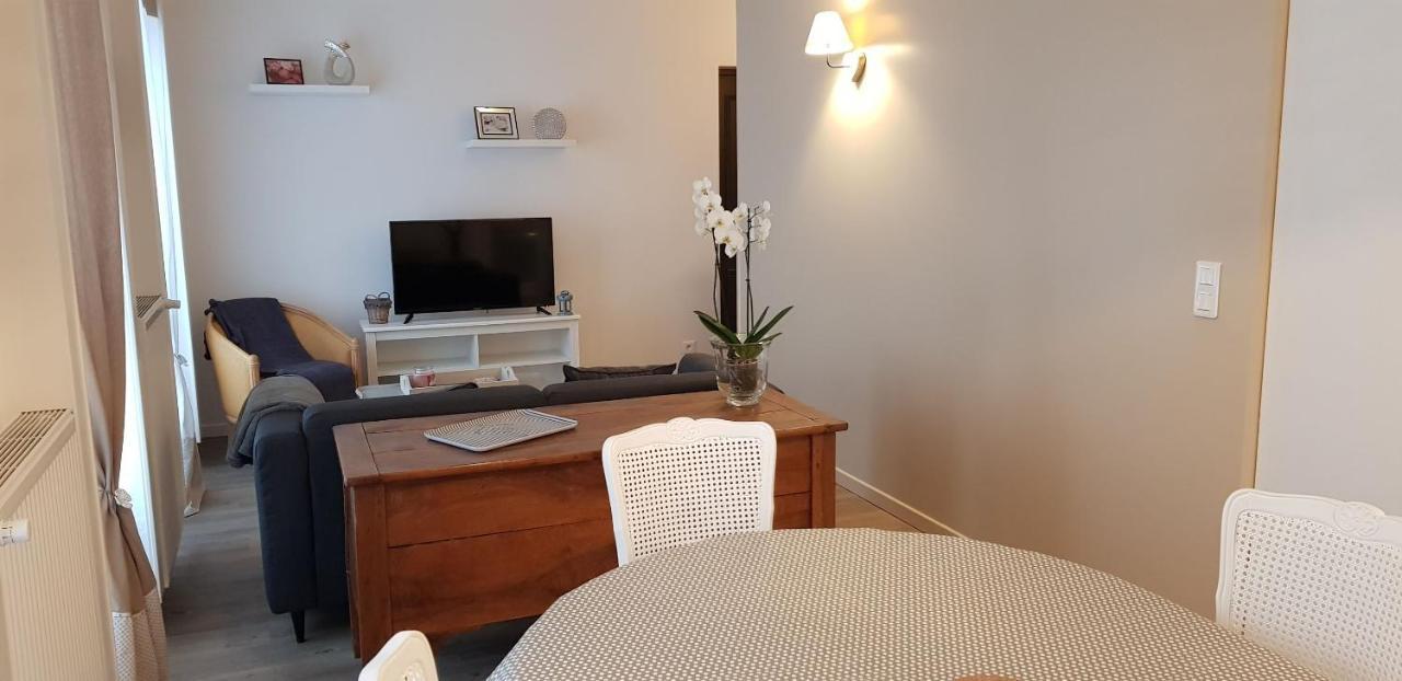 La Maison Virginie Appartements Climatises De 1 A 5 Pers Cosy Hyper Centre Cour Parking Linge Fibre Proximite Port Lac Canal Piscine Монтаржи Екстериор снимка
