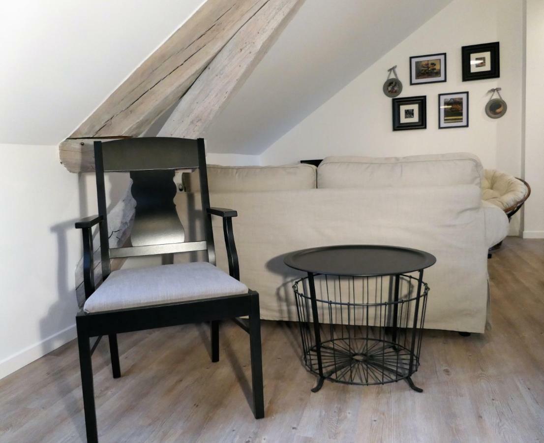 La Maison Virginie Appartements Climatises De 1 A 5 Pers Cosy Hyper Centre Cour Parking Linge Fibre Proximite Port Lac Canal Piscine Монтаржи Екстериор снимка